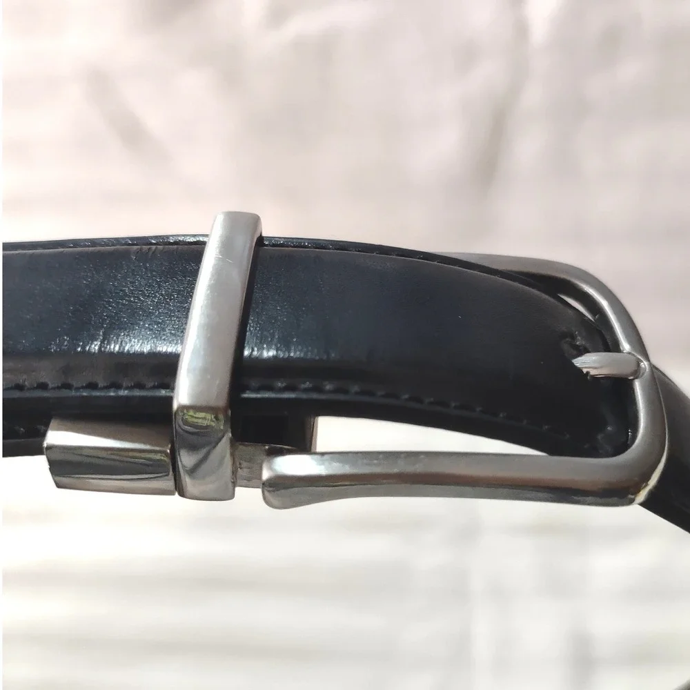 Perry Ellis Youth Reversible‎ Leather Belt Silver Buckle 26/65